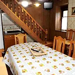 Spacious House With Mountain View In * Premio