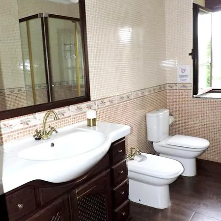 Spacious House With Mountain View In Holiday home *