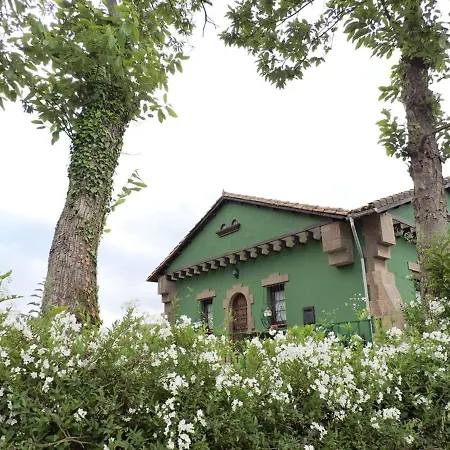 Spacious House With Mountain View In Tatil Evi