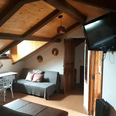 Spacious House With Mountain View In Tatil Evi Premio